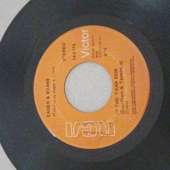 20 Various Artist 45 Vinyl Records - Picture 9 of 10